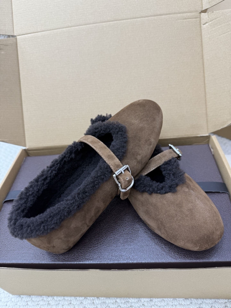 Alaia Flat Shoes